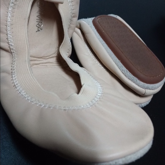 Yosi Samra 7 leather butterfly flats - Picture 7 of 7